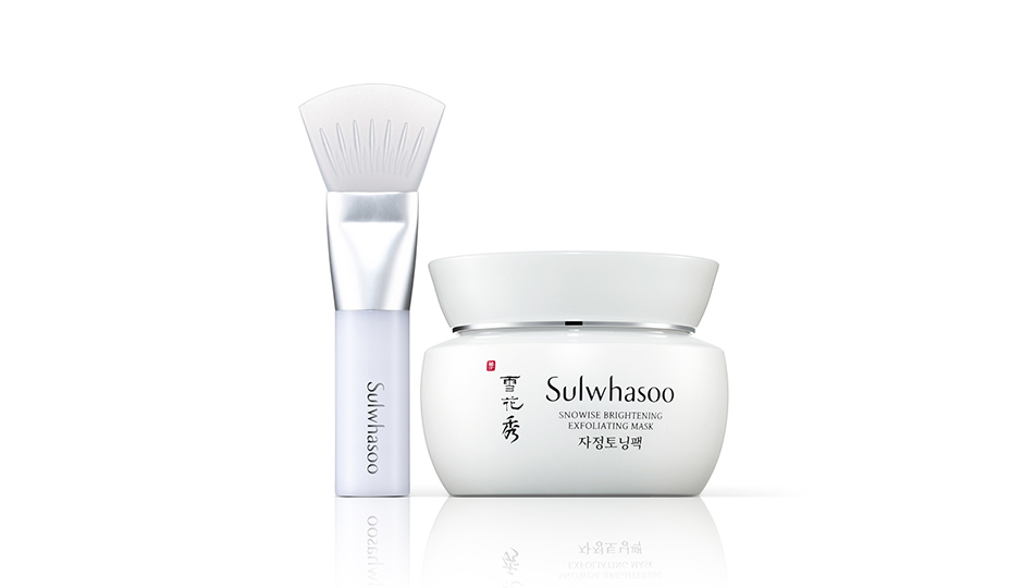 Make clear and smooth skin with finely ground White Ginseng Sulwhasoo Snowise Brightening Exfoliating Mask