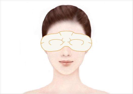 STEP4 - Cover your eyes with the eye flaps, then rest for 20~30 minutes. Remove the Eye Mask, then pat your face to refresh your skin and help it absorb the remaining essence.