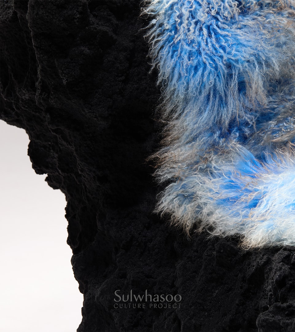 산을 품은 자리 작품 상세 이미지 2