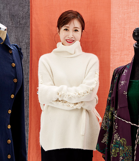 Costume director Cho Sang Kyung