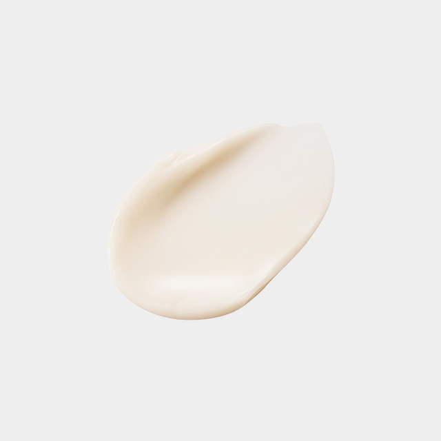Concentrated Ginseng Renewing Cream EX texture