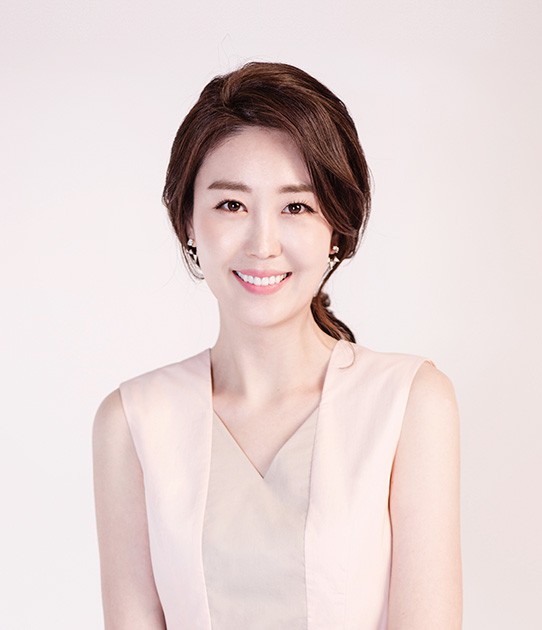 Broadcaster Choi Hyun Jung